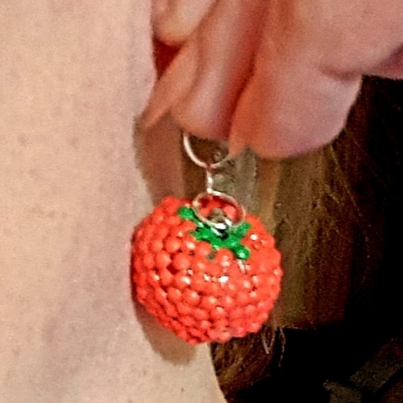 TomatEARS Earrings Beaded Tomato Handmade Jewelry Hand Crafted - Picture 3 of 11
